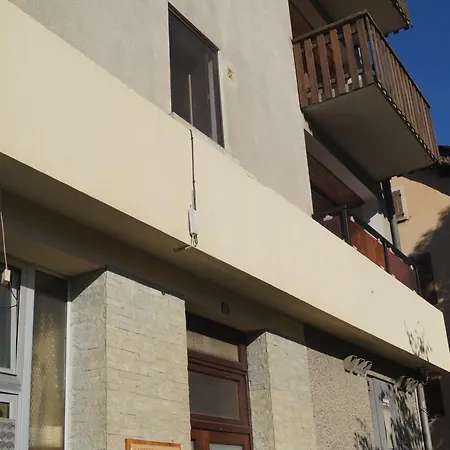 T3 Renove En Centre-ville Barcelonnette, Pour 6 Pers., Balcon - Fr-1-165a-21